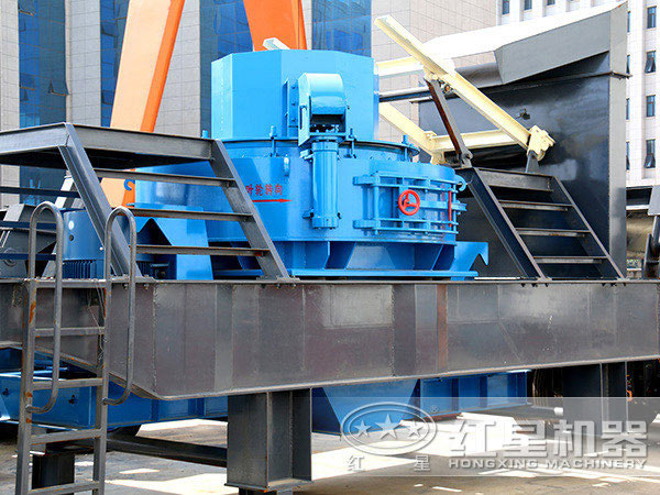 配制砂機(jī)山石移動(dòng)破碎站 配制砂機(jī)山石移動(dòng)破碎站