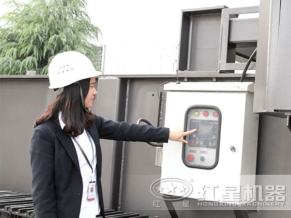 輪胎移動制砂設(shè)備一鍵觸屏操作 輪胎移動制砂設(shè)備一鍵觸屏操作