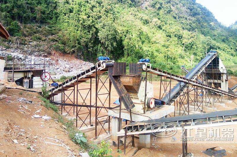 反擊式制砂機河南生產(chǎn)現(xiàn)場 反擊式制砂機河南生產(chǎn)現(xiàn)場