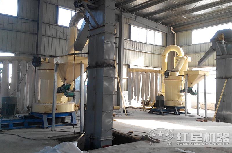 HGM德版超細(xì)磨粉機(jī)作業(yè)現(xiàn)場(chǎng) HGM德版超細(xì)磨粉機(jī)作業(yè)現(xiàn)場(chǎng)