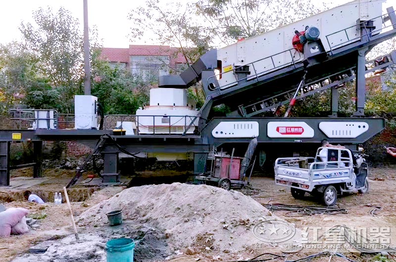 山西客戶(hù)移動(dòng)制沙機(jī)一體式生產(chǎn)現(xiàn)場(chǎng) 山西客戶(hù)移動(dòng)制沙機(jī)一體式生產(chǎn)現(xiàn)場(chǎng)