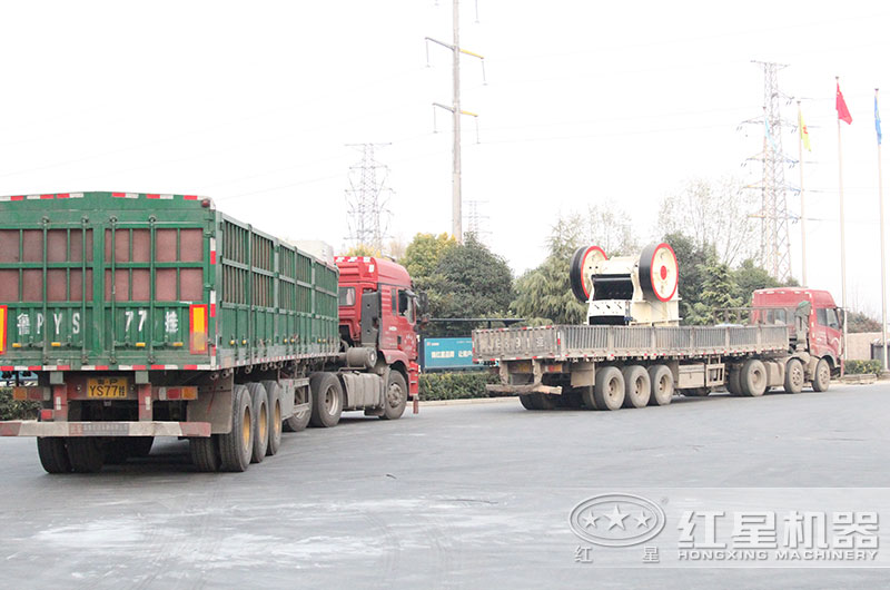 時產(chǎn)2000噸碎石機設備發(fā)貨 時產(chǎn)2000噸碎石機設備發(fā)貨