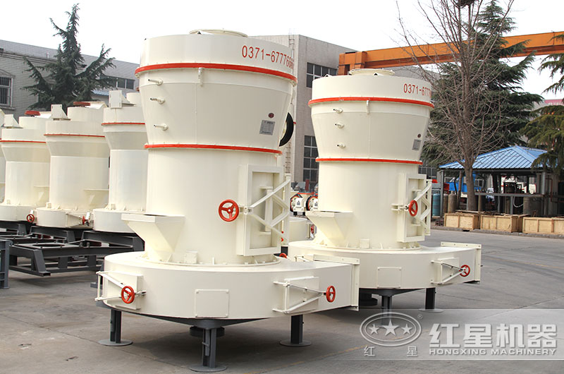 高嶺土磨粉機(jī)實(shí)拍圖 高嶺土磨粉機(jī)實(shí)拍圖