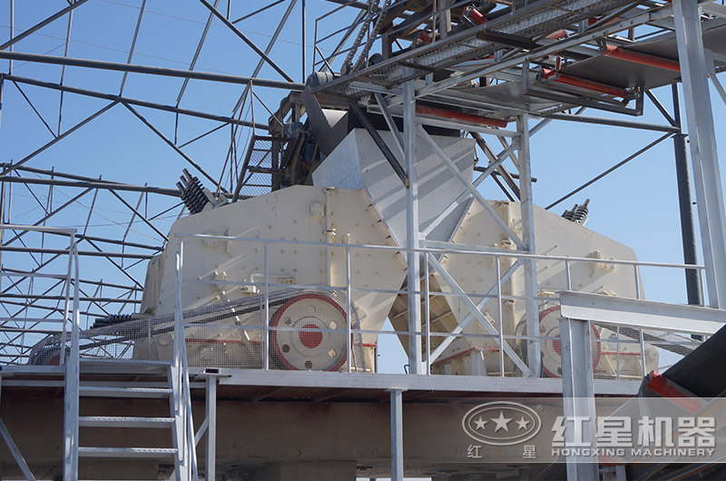 破碎機生產現場 破碎機生產現場