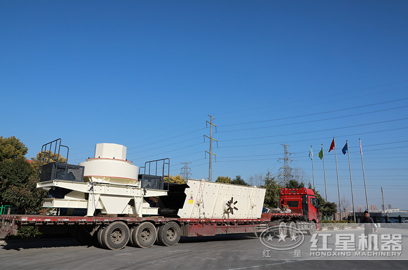 成套尾礦制砂設備裝車發貨現場 成套尾礦制砂設備裝車發貨現場