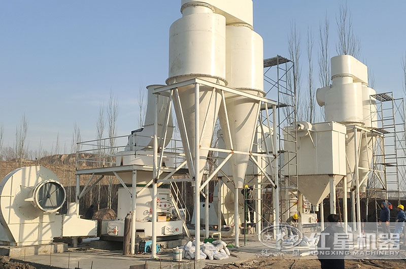 雷蒙磨制粉加工生產(chǎn)現(xiàn)場 雷蒙磨制粉加工生產(chǎn)現(xiàn)場